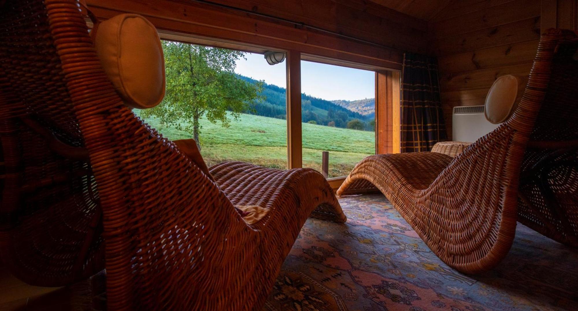 Les Avernas En Bas Romantic Getaway Lierneux ภายนอก รูปภาพ